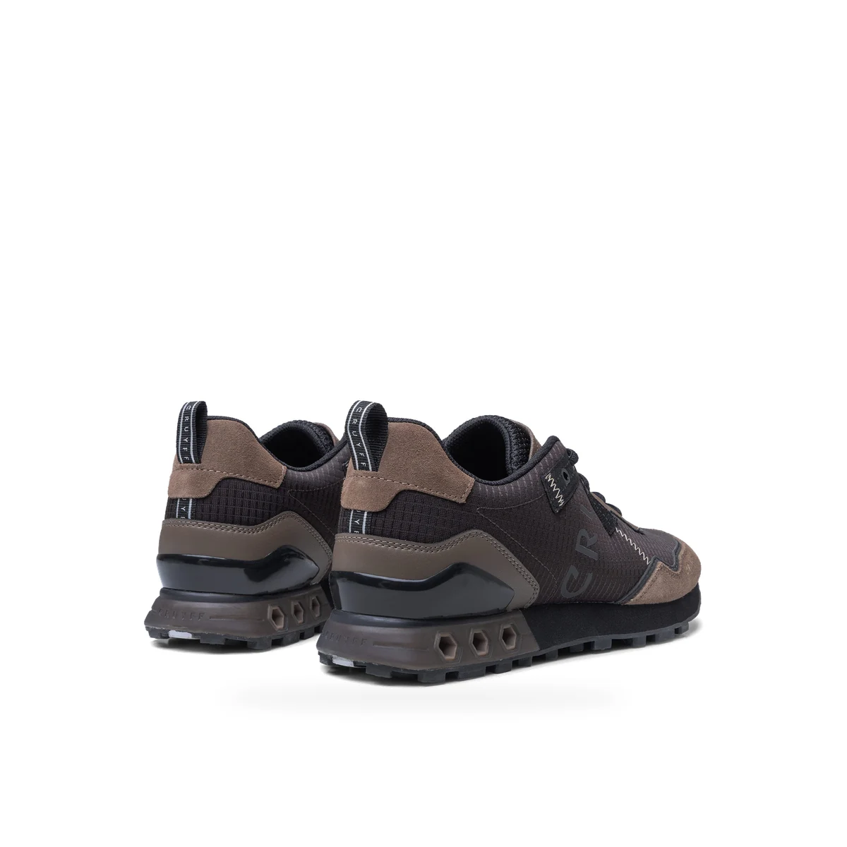 Publicsabateria: Tu tienda de calzado y accesorios 106 Deportivo Superbia Hex-Tech Dark Brown de Cruyff